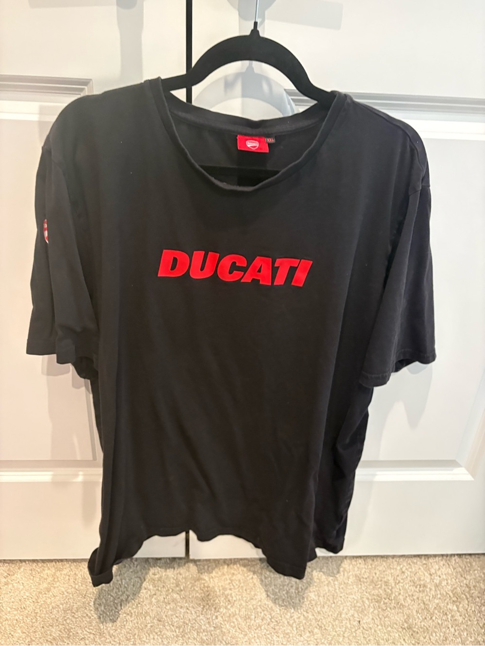 🌸FLASH SALE🌸 Ducati Men's Black Short Sleeve T‑Shirt with Red Logo